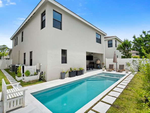7102 Rockwood Road, Jupiter FL 33458