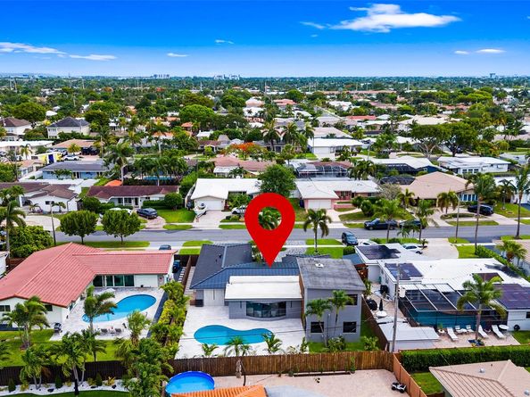 2108 NE 63rd St, Fort Lauderdale FL 33308
