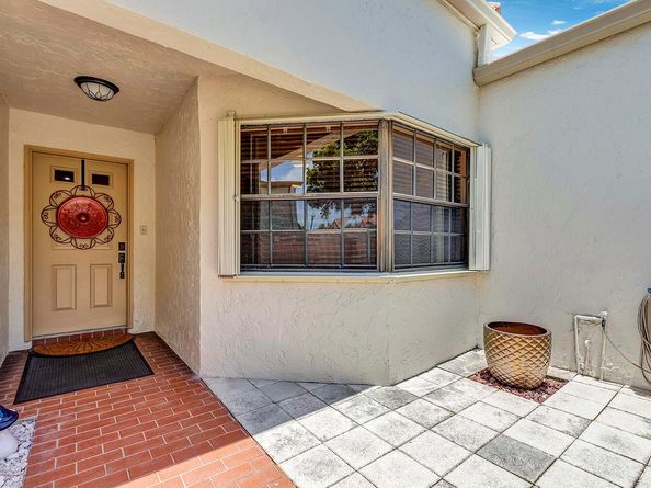 5830 Parkwalk Circle W, Boynton Beach FL 33472