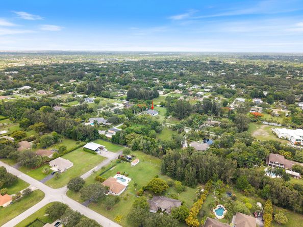 5350 SW 198th Ter, Southwest Ranches FL 33332