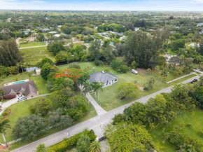 5350 SW 198th Ter, Southwest Ranches FL 33332