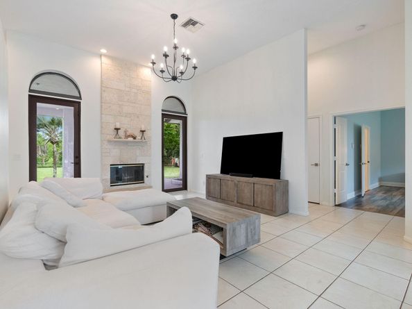 5350 SW 198th Ter, Southwest Ranches FL 33332
