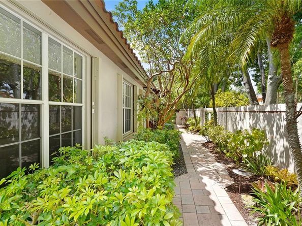 20678 NW 28th Ave, Boca Raton FL 33434