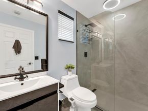1202 NW 141st Ave, Pembroke Pines FL 33028