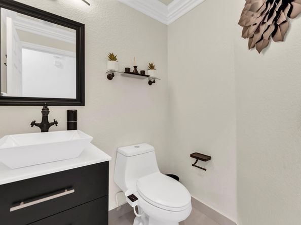 1202 NW 141st Ave, Pembroke Pines FL 33028