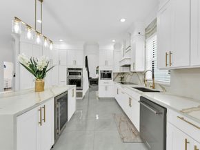 1202 NW 141st Ave, Pembroke Pines FL 33028
