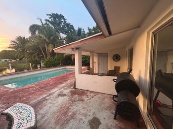 2313 E River Dr