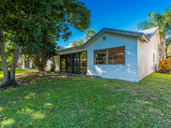 10640 180th Place S, Boca Raton FL 33498