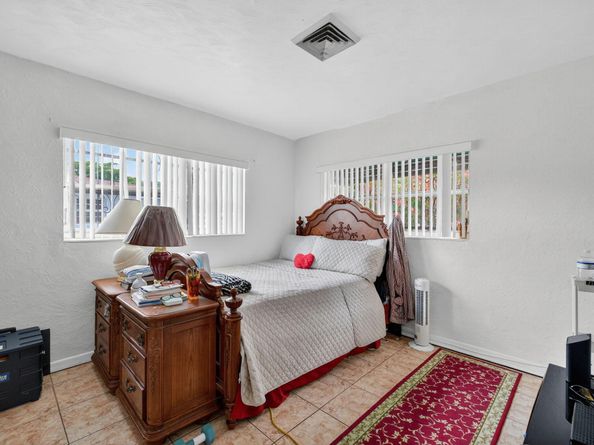 300 Florida Avenue, Fort Lauderdale FL 33312