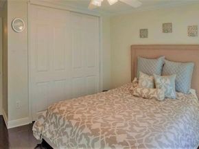 2492 Westmont Lane, Royal Palm Beach FL 33411