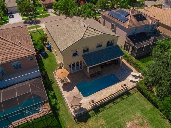 2492 Westmont Lane, Royal Palm Beach FL 33411
