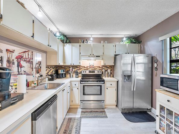 492 Westree Ln, Plantation FL 33324