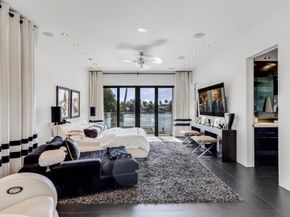 201 Palm Trail, Delray Beach FL 33483