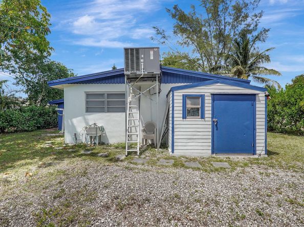 7530 Atlanta Street, Hollywood FL 33024