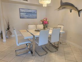 8120 SW 24th St 103, North Lauderdale FL 33068