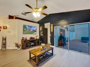 895 SW 180th Ter, Pembroke Pines FL 33029