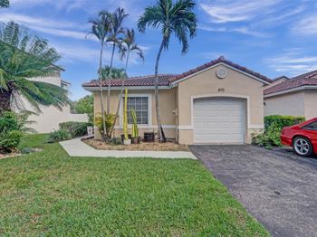 895 SW 180th Ter