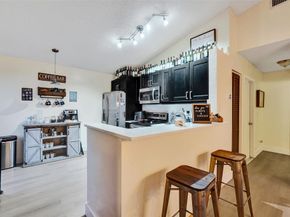895 SW 180th Ter, Pembroke Pines FL 33029