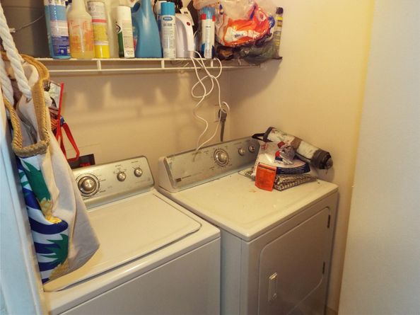 3001 N Oakland Forest Dr 202, Oakland Park FL 33309