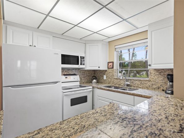 489 Tilford 489, Deerfield Beach FL 33442