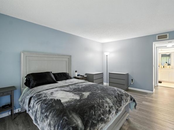 23380 Carolwood Lane 202, Boca Raton FL 33428