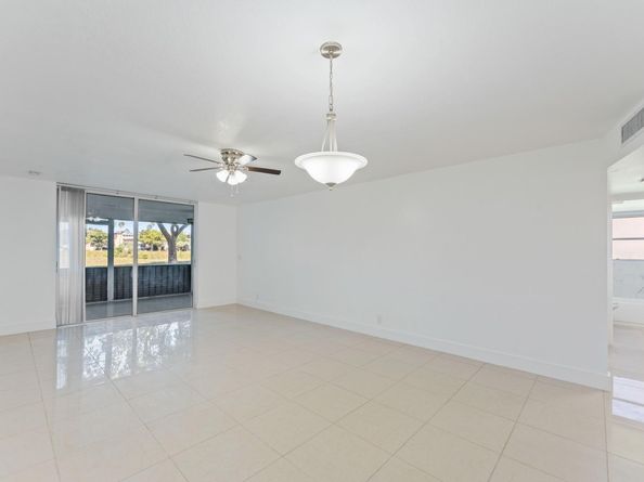 7591 NW 1st St 108, Margate FL 33063
