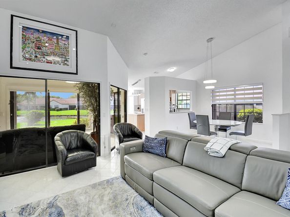 5899 Parkwalk Circle W, Boynton Beach FL 33472
