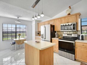 5899 Parkwalk Circle W, Boynton Beach FL 33472
