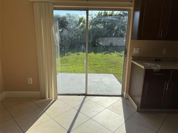 1476 7th St, West Palm Beach FL 33401
