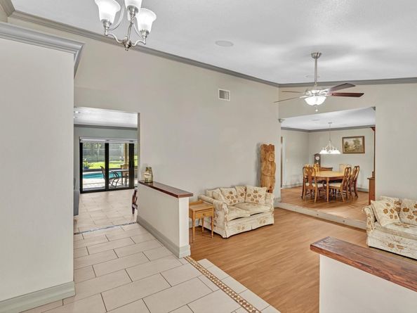 611 NW 99th Ter, Coral Springs FL 33071