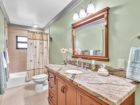 611 NW 99th Ter, Coral Springs FL 33071