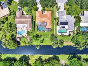 611 NW 99th Ter, Coral Springs FL 33071