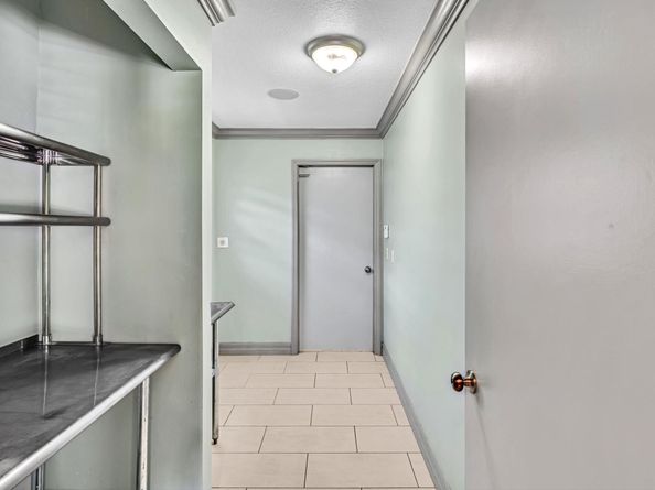 611 NW 99th Ter, Coral Springs FL 33071