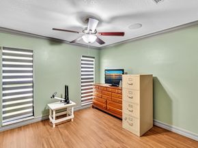 611 NW 99th Ter, Coral Springs FL 33071