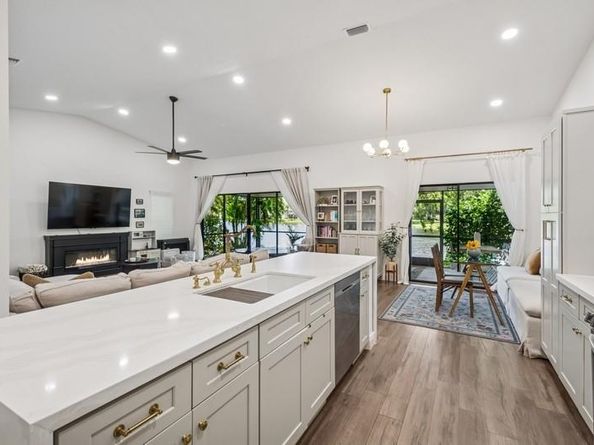 416 Deer Creek Lake Point South Ln 416, Deerfield Beach FL 33442