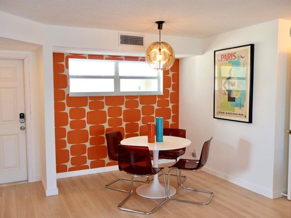 17 Colonial Club Drive 305, Boynton Beach FL 33435