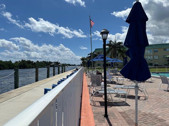 17 Colonial Club Drive 305, Boynton Beach FL 33435
