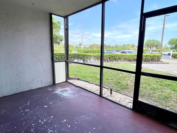 6451 N University Drive 107, Tamarac FL 33321