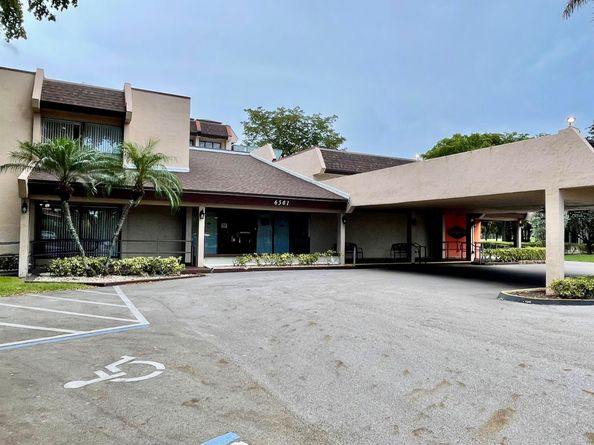 6451 N University Drive 107, Tamarac FL 33321