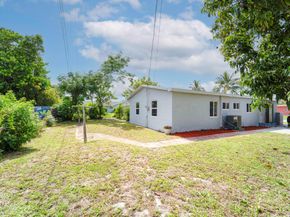 1415 W Broward Street, Lantana FL 33462