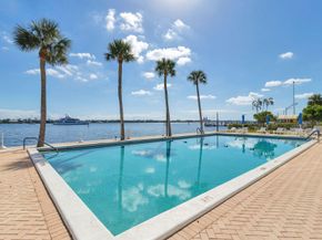 2600 N Flagler Drive Ph13, West Palm Beach FL 33407