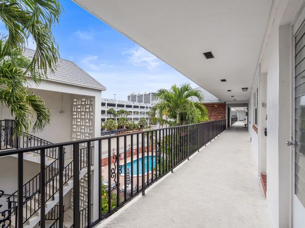 2500 NE 9th St 308, Fort Lauderdale FL 33304