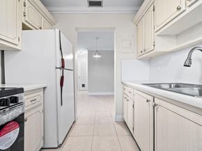 2500 NE 9th St 308, Fort Lauderdale FL 33304