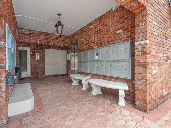 2500 NE 9th St 308, Fort Lauderdale FL 33304