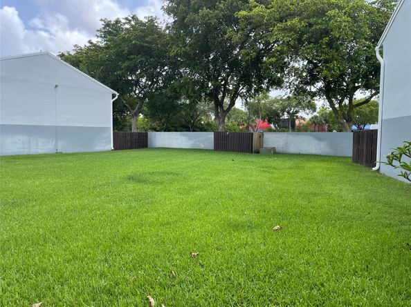 1775 SW 81st Way, Davie FL 33324