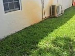 5620 Monroe St, Hollywood FL 33023
