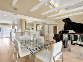 6890 Willow Wood Drive 206, Boca Raton FL 33434