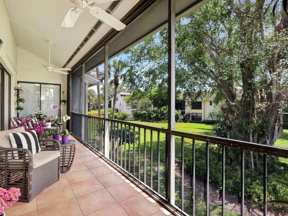 6890 Willow Wood Drive 206, Boca Raton FL 33434