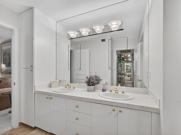 5380 N Ocean Drive 14b, Singer Island FL 33404
