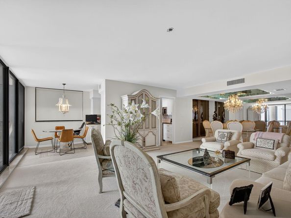 5380 N Ocean Drive 14b, Singer Island FL 33404